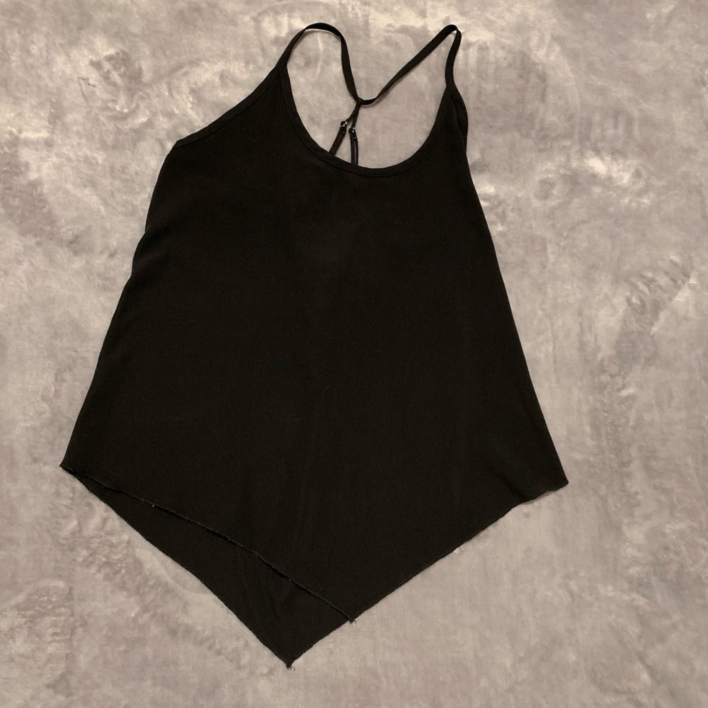 Asymmetric tank